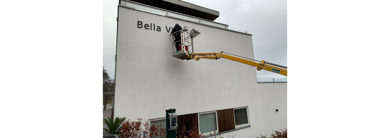 Facadebogstaver monteret hos Bella Vista